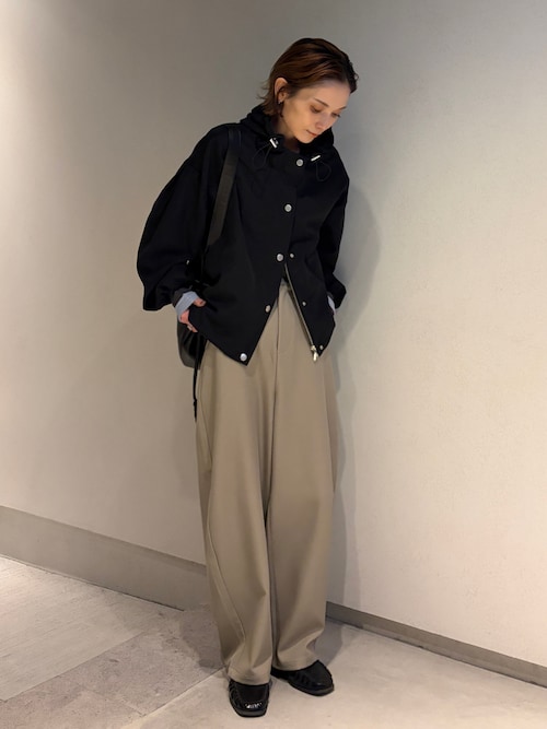 「mil(ミル)のフーディー フルゾン【586107】(マウンテンパーカー)」を使った、RIHOさん(レディース・150cm)の冬コーディネート