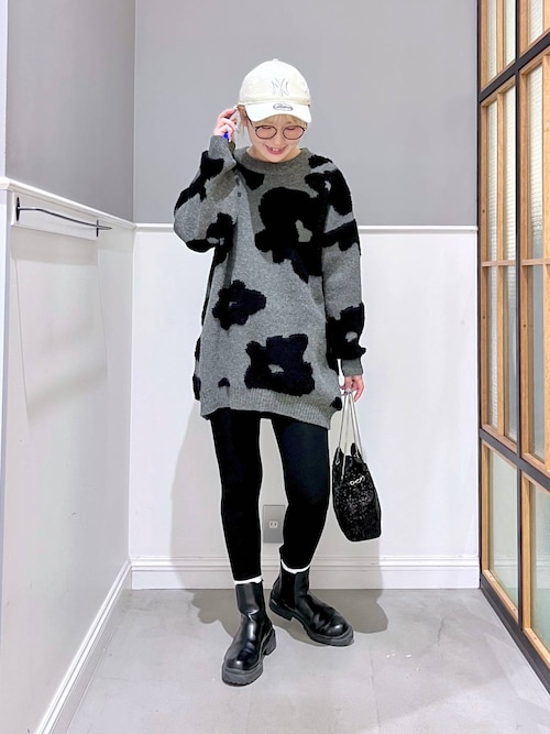 試着のみ　完売色　LEPSIM 6ゲージループジャガード花柄チュニック 美品・完売商品】LEPSIM 6ゲージループジャガード花柄チュニック