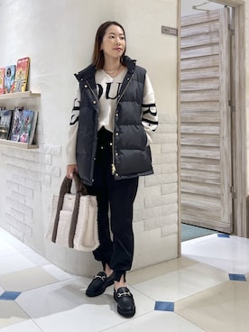 「アイテム（ダウンベスト）」を使った、ＫＡＮＡさん（レディース・156cm・30代）の秋コーディネート