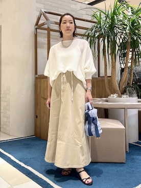 「BARNYARDSTORM（バンヤードストーム）のBARNYARDSTORM / カットデニムマキシスカート / ハンドウォッシャブル【WEB限定】（スカート、ベージュ系）」を使った、ＫＡＮＡさん（レディース・156cm）の春コーディネート