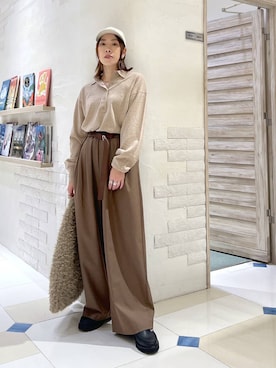 「Overland（オーバーランド）のアイテム」を使った、ＫＡＮＡさん（レディース・156cm）の秋コーディネート