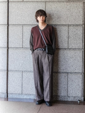 「アイテム（ニット/セーター）」を使った、akiiiiさん（メンズ・181cm）の秋コーディネート