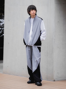 「SENSE OF PLACE by URBAN RESEARCH（センスオブプレイスバイアーバンリサーチ）のアイテム（その他アウター）」を使った、akiiiiさん（メンズ・181cm）の春コーディネート