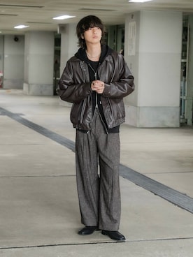 「SENSE OF PLACE by URBAN RESEARCH（センスオブプレイスバイアーバンリサーチ）のネップワイドダブルスラックス（スラックス）」を使った、akiiiiさん（メンズ・181cm）の秋コーディネート