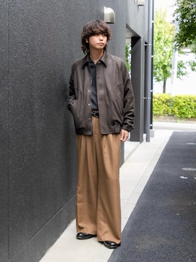 「SENSE OF PLACE by URBAN RESEARCH（センスオブプレイスバイアーバンリサーチ）のウールタッチストライプワイドフレアパンツ（その他パンツ）」を使った、akiiiiさん（メンズ・181cm）の秋コーディネート