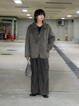 「アイテム（ショルダーバッグ）」を使った、わたべさん（メンズ・181cm）の秋コーディネート