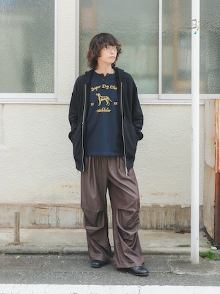 「SENSE OF PLACE by URBAN RESEARCH(センスオブプレイスバイアーバンリサーチ)のヴィンテージグラフィックヘンリーネックTシャツ(Tシャツ/カットソー)」を使った、わたべさん(メンズ・181cm)の春コーディネート