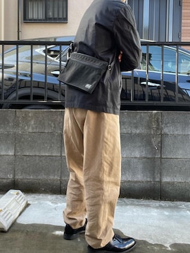 「サコッシュ」｜「アイテム（ブルゾン）」を使った、takahiroさん（メンズ・163cm）の冬コーディネート