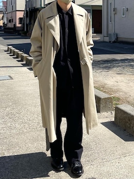 「COMOLI（コモリ）のアイテム（トレンチコート）」を使った、takahiroさん（メンズ・163cm）の春コーディネート
