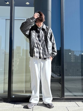 「デート/ロマンティック」｜「アイテム（スウェットパンツ）」を使った、あゆむさん（メンズ・179cm）の冬コーディネート