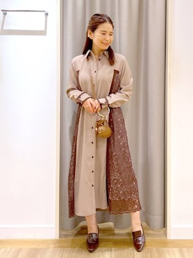 「アイテム（シャツワンピース）」を使った、Kaoriさん（レディース・155cm）の秋コーディネート