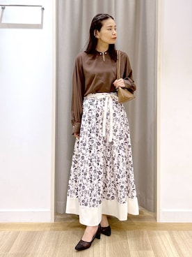 「ロングスカート」｜「アイテム（シャツ/ブラウス）」を使った、Kaoriさん（レディース・155cm・30代）の秋コーディネート