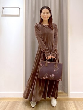 「アイテム（ネックレス）」を使った、Kaoriさん（レディース・155cm・30代）の秋コーディネート