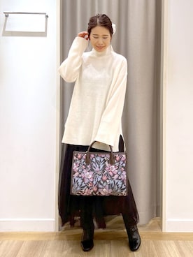 「アイテム（シュシュ）」を使った、Kaoriさん（レディース・155cm）の秋コーディネート