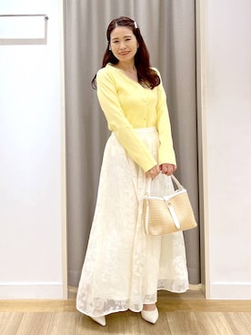 「Andemiu（アンデミュウ）のオパールフラワーフレアスカート639315（スカート、ホワイト系）」を使った、Kaoriさん（レディース・155cm）の春コーディネート