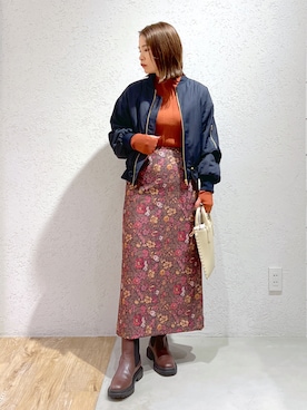「花柄」｜「アイテム（MA-1）」を使った、Kaoriさん（レディース・155cm）の秋コーディネート