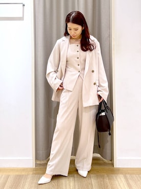 「Andemiu（アンデミュウ）のポインテットヒールパンプス646223（パンプス、ホワイト系）」を使った、Kaoriさん（レディース・155cm）の春コーディネート