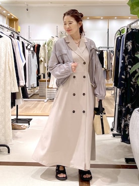 「Andemiu（アンデミュウ）の雑材メタルヒネリバッグ639656（トートバッグ、ブラック系）」を使った、Kaoriさん（レディース・155cm）の春コーディネート