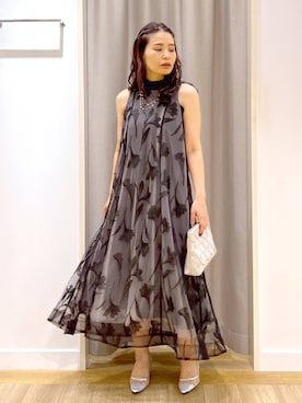 「アイテム（クラッチバッグ）」を使った、Kaoriさん（レディース・155cm）の秋コーディネート