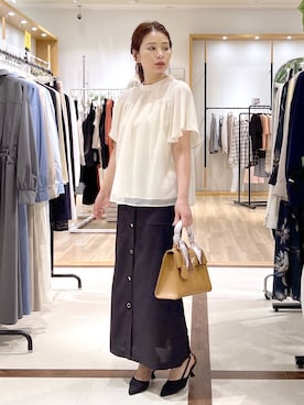 「Andemiu（アンデミュウ）の【セレモニー対応】サイドストラップパンプス606071（パンプス、ブラック系）」を使った、Kaoriさん（レディース・155cm）の春コーディネート