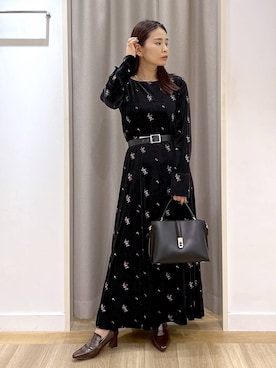 「アイテム（ローファー）」を使った、Kaoriさん（レディース・155cm・30代）の秋コーディネート