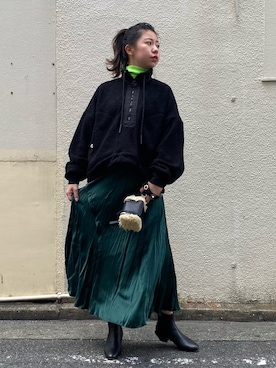 「DIESEL（ディーゼル）のアイテム（スカート）」を使った、NARUMIさん（レディース・163cm）の秋コーディネート