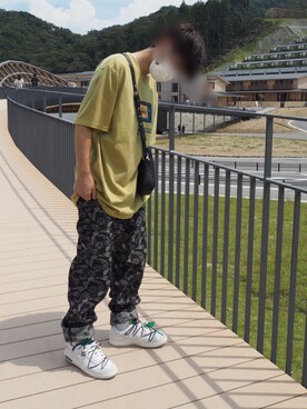 「FR2（エフアールツー）のアイテム（バッグ）」を使った、Kzymsyさん（メンズ・170cm）の夏コーディネート