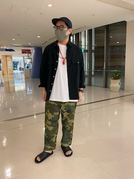 「TIGRE BROCANTE（ティグルブロカンテ）のアイテム（パンツ）」を使った、maeyamaさん（メンズ・170cm）の夏コーディネート