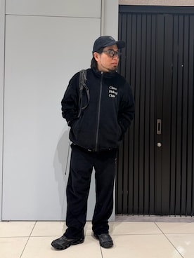 「ベロア」｜maeyamaさん（メンズ・170cm）の冬コーディネート