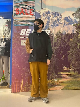 「MANASTASH（マナスタッシュ）のアイテム（パーカー）」を使った、maeyamaさん（メンズ・170cm）の冬コーディネート