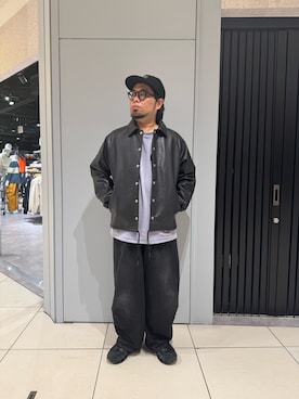 「アイテム（ライダースジャケット）」を使った、maeyamaさん（メンズ・170cm）の秋コーディネート
