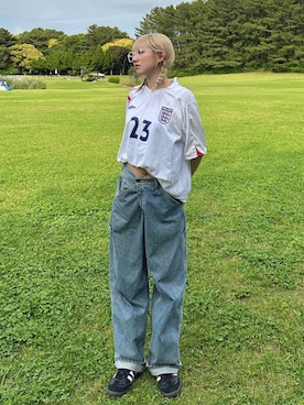 「アイテム（スニーカー）」を使った、まりいさん（レディース・159cm）の秋コーディネート