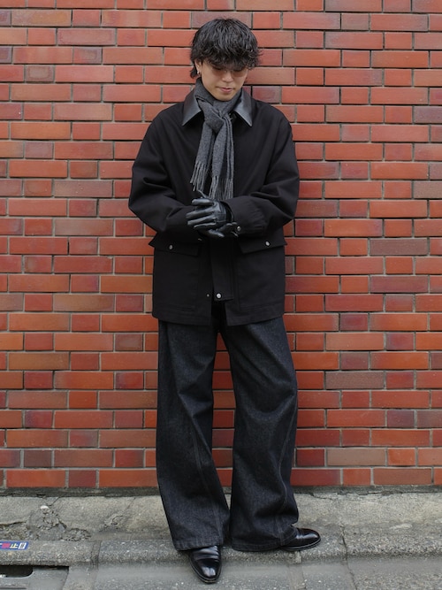 「WYM LIDNM(ウィム バイ リドム)のSMART TOUCH SHEEP LEATHER GLOVES(手袋)」を使った、watoさん(メンズ・174cm)の秋コーディネート