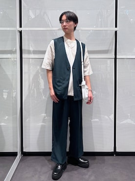 「LAKOLE（ラコレ）のアイテム（ベスト）」を使った、NAOさん（メンズ・175cm）の春コーディネート