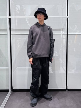 「LAKOLE（ラコレ）のアイテム（パーカー）」を使った、NAOさん（メンズ・175cm）の冬コーディネート