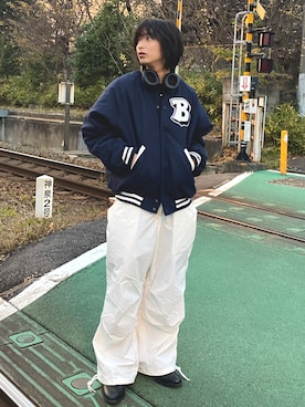 「BROKEN BASE（ブロークンベース）のアイテム（スタジャン）」を使った、上野一稀さん（メンズ・173cm）の冬コーディネート