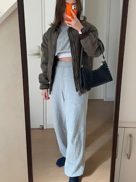 「Carhartt（カーハート）のアイテム（ジャケット/アウター）」を使った、aomiさん（レディース・160cm）の春コーディネート