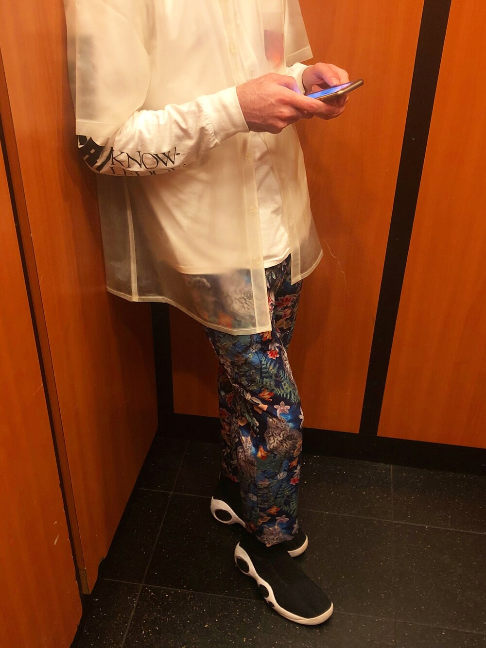 「NIKEのアイテム（スニーカー、ブラック系）」を使った、chrisさん（メンズ・170cm）の夏コーディネートの1枚目の写真
