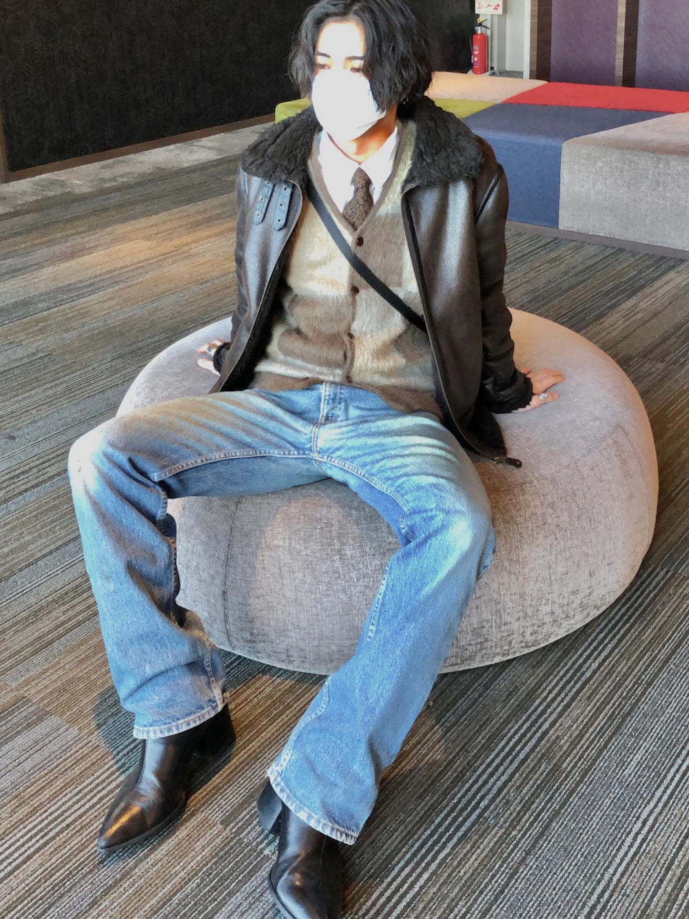 「christian dior、NEEDLES、Levi's、517、Levis517、asos、HARE、GUCCI、vintage」｜「Christian Diorのアイテム（ネクタイ、ブラウン系）」を使った、naoさん（メンズ・172cm）の冬コーディネートの1枚目の写真