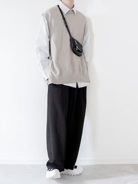 「グレージュ」｜「アイテム（その他）」を使った、ぼーんさん（メンズ・178cm）の春コーディネート