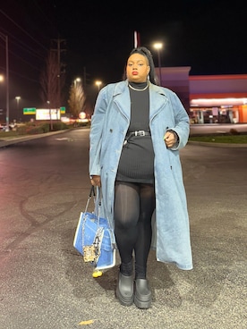 「アイテム（ワンピース/ドレス）」を使った、Imani Alicia Smithさん（レディース・175cm）の秋コーディネート