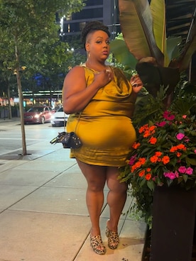 「MARC JACOBS（マークジェイコブス）のアイテム」を使った、Imani Alicia Smithさん（レディース・175cm）の夏コーディネート