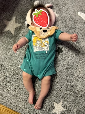 「アイテム（ママ＆ベビー、グリーン系）」を使った、Sunさん（レディース・155cm）の春コーディネート