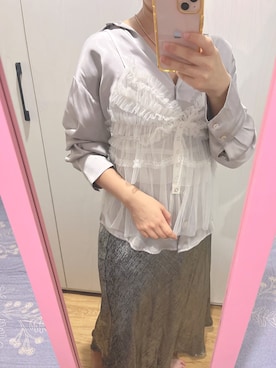 「アイテム（シャツ/ブラウス、シルバー系）」を使った、andidilianさん（レディース・157cm）の秋コーディネート