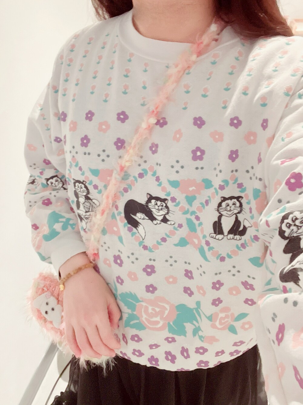 「VINTAGEのアイテム（トップス、ホワイト系）」を使った、andidilianさん（レディース・157cm）の冬コーディネートの1枚目の写真