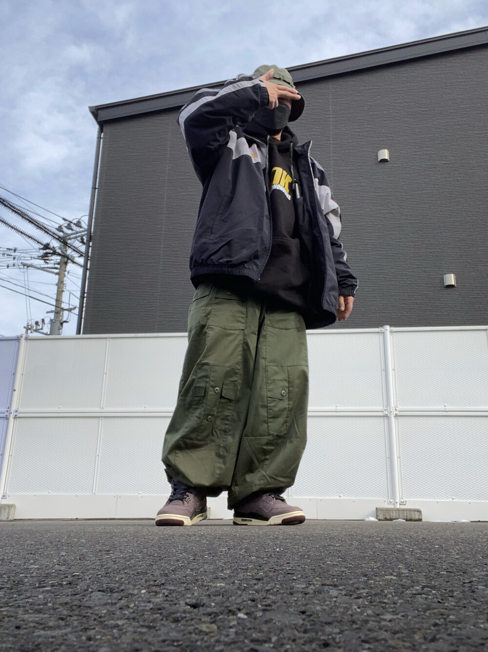Rebuild by Needlesのカーゴパンツを使った人気ファッション