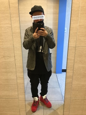 「COMME des GARCONS（コムデギャルソン）のアイテム（テーラードジャケット）」を使った、Shoさん（メンズ・168cm）の冬コーディネート