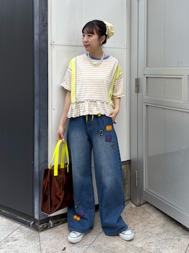 「HELLO.SANFRANCISCO（ハローサンフランシスコ）の【HELLO.SANFRANCISCO/ハローサンフランシスコ】ワッペン付ワイドデニム（デニムパンツ、ブルー系）」を使った、momoさん（レディース・160cm）の春コーディネート
