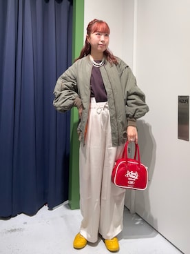 「アイテム（MA-1）」を使った、momoさん（レディース・160cm）の秋コーディネート