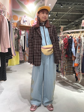 「お洒落さんとつながりたい」｜「アイテム（ボディバッグ/ウエストポーチ）」を使った、momoさん（レディース・160cm）の秋コーディネート